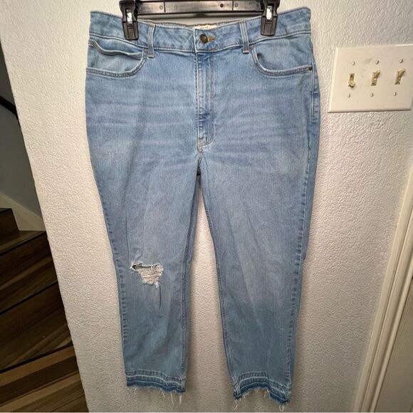 Wrangler High Rise True Straight Cropped Light Blue Women’s Plus Jeans Sz 16/26 - Picture 2 of 13